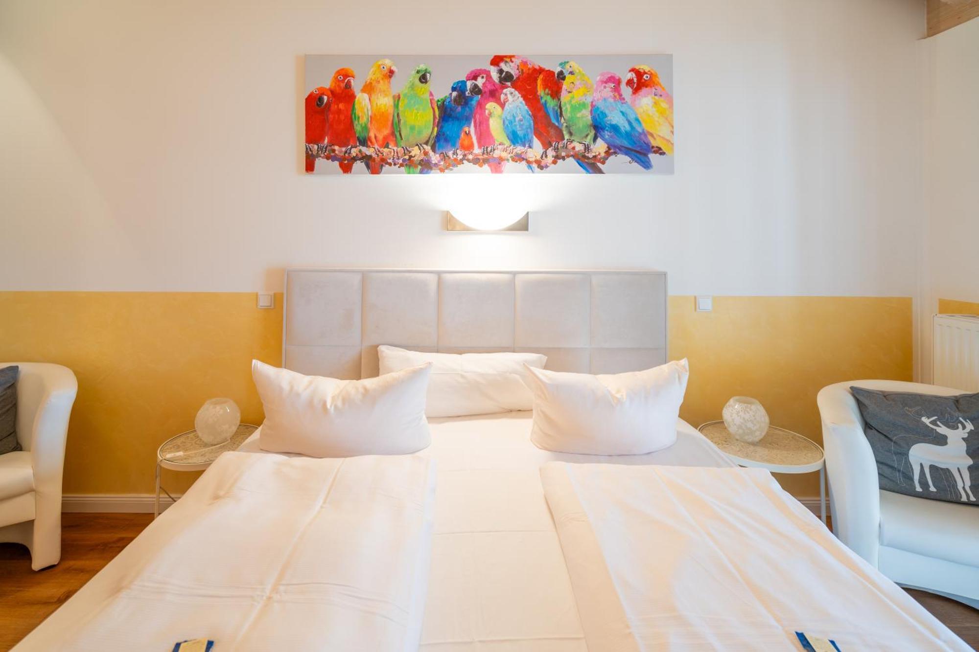 Landhaus Hotel Wolfratshausen Buitenkant foto