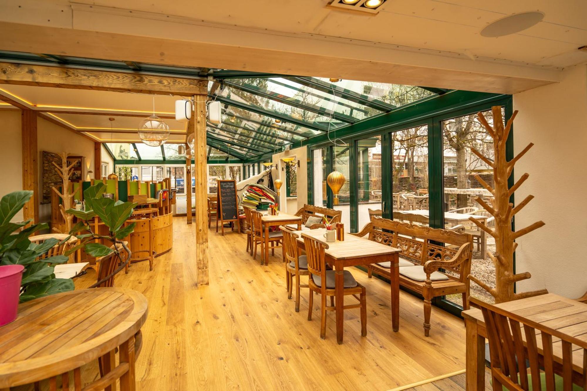 Landhaus Hotel Wolfratshausen Buitenkant foto