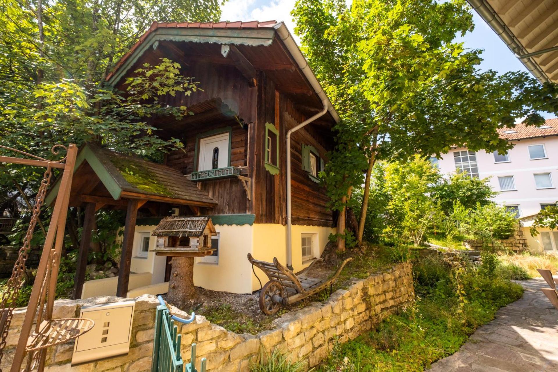 Landhaus Hotel Wolfratshausen Buitenkant foto