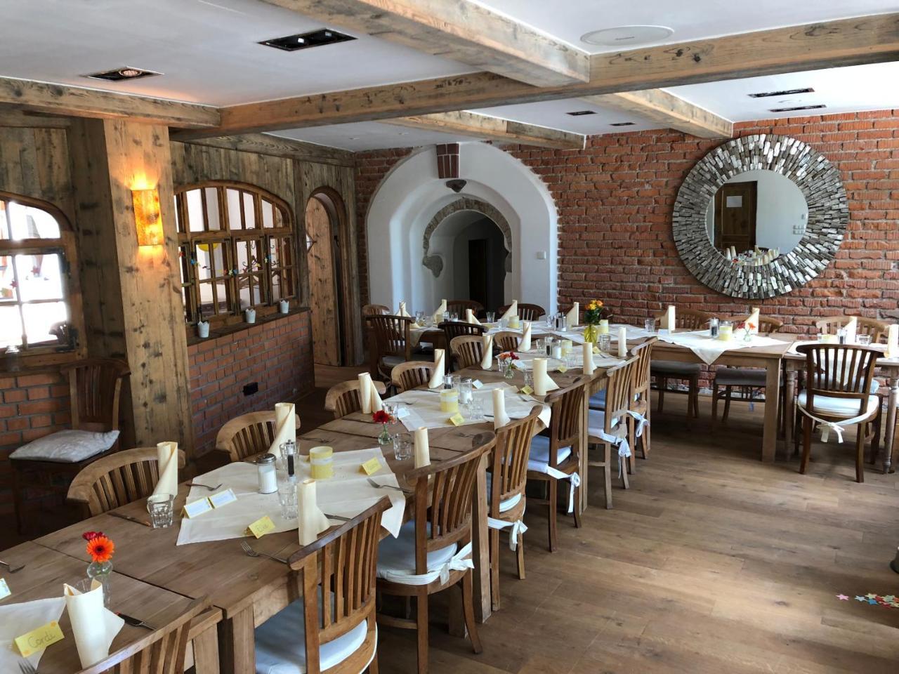 Landhaus Hotel Wolfratshausen Buitenkant foto